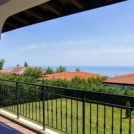 Villa Tailor's House At Black Sea Rama Golf - 4-bdr, Garden And Parking *