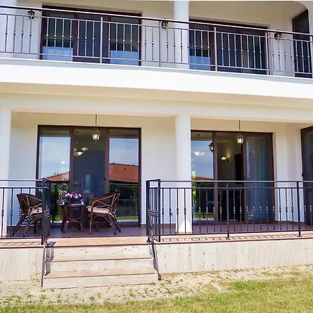 Villa Tailor's House At Black Sea Rama Golf - 4-bdr, Garden And Parking *