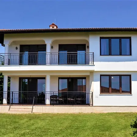 Tailor's House At Black Sea Rama Golf - 4-bdr, Garden And Parking Villa *