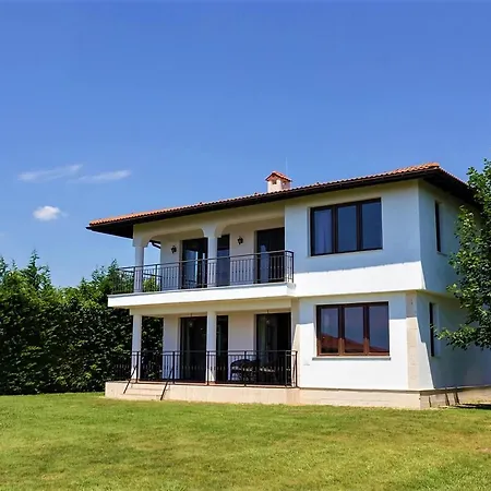 Tailor's House At Black Sea Rama Golf - 4-bdr, Garden And Parking Villa Balçık